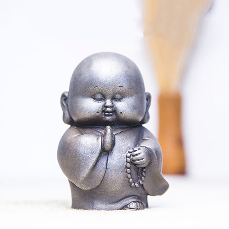 Statue de Buddha Stones en pierre faite à la main en résine moulée en poudre de fer et rouille, petit moine, décoration de la maison