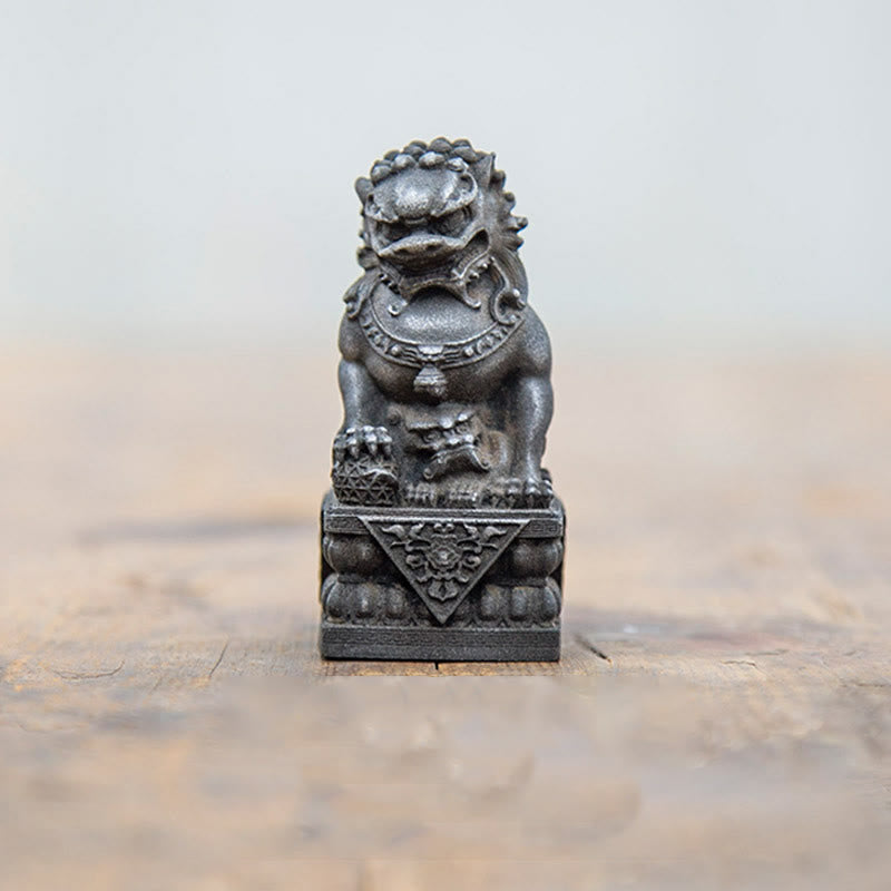Statue de Buddha Stones faite à la main en résine moulée avec poudre de fer et rouille pour protéger le mal et décorer la maison