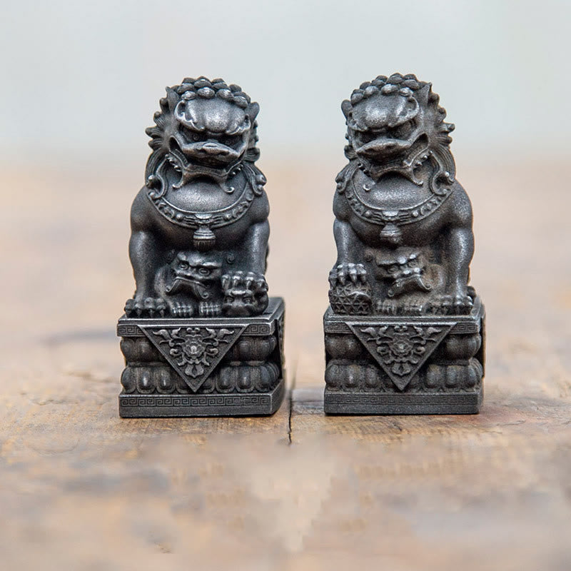 Statue de Buddha Stones faite à la main en résine moulée avec poudre de fer et rouille pour protéger le mal et décorer la maison
