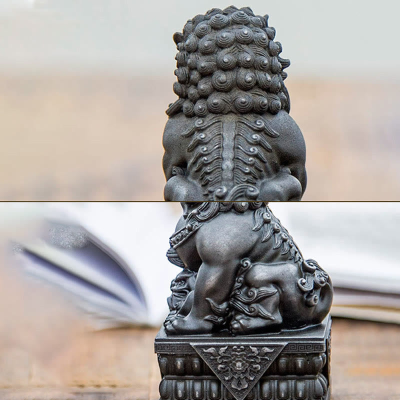Statue de Buddha Stones faite à la main en résine moulée avec poudre de fer et rouille pour protéger le mal et décorer la maison
