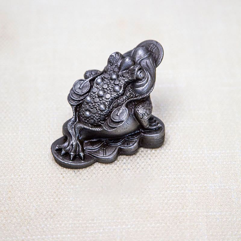 Buddha Stones faites à la main Feng Shui Grenouille Crapaud Pièces de cuivre Poudre de fer Rouille Statue en résine coulée Décoration de la maison - Pièce de cuivre Feng Shui Grenouille - Version polie 6*6*7cm - image 21