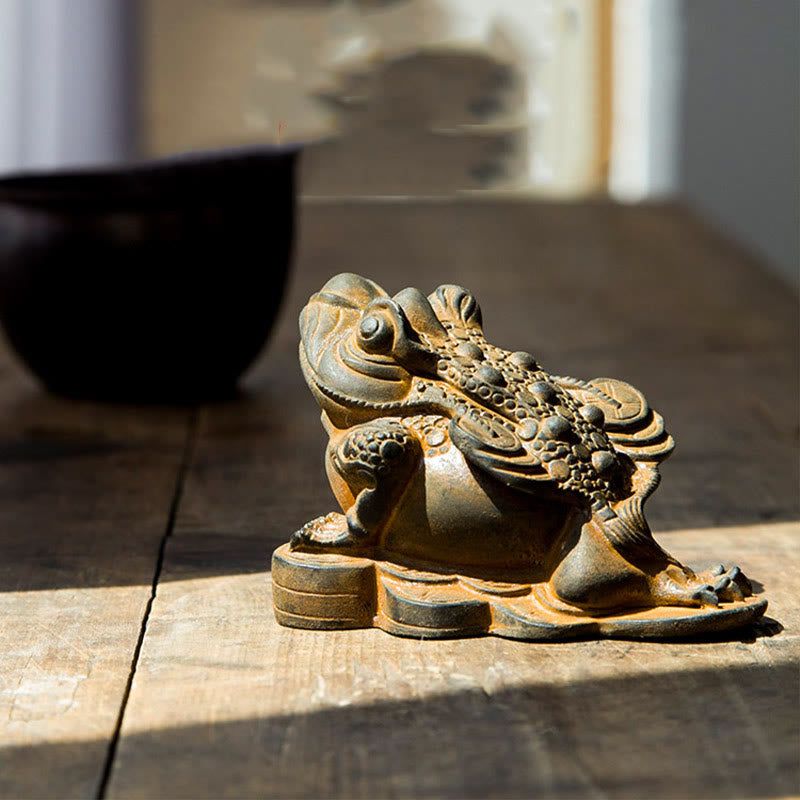 Buddha Stones faites à la main Feng Shui Grenouille Crapaud Pièces de cuivre Poudre de fer Rouille Statue en résine coulée Décoration de la maison
