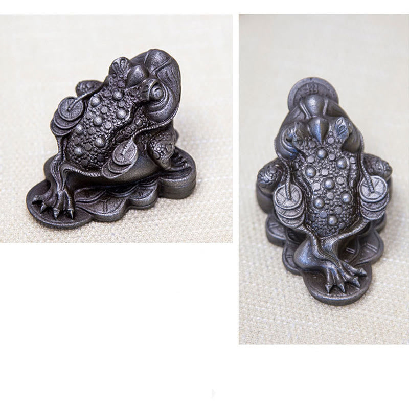 Buddha Stones faites à la main Feng Shui Grenouille Crapaud Pièces de cuivre Poudre de fer Rouille Statue en résine coulée Décoration de la maison