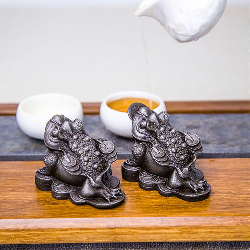 Buddha Stones faites à la main Feng Shui Grenouille Crapaud Pièces de cuivre Poudre de fer Rouille Statue en résine coulée Décoration de la maison