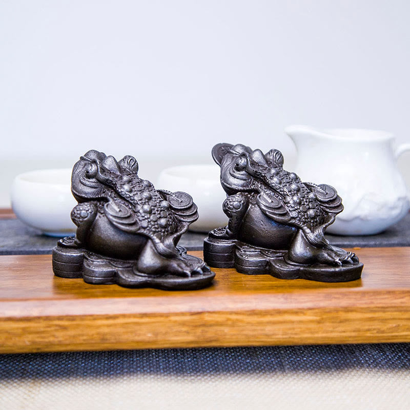 Buddha Stones faites à la main Feng Shui Grenouille Crapaud Pièces de cuivre Poudre de fer Rouille Statue en résine coulée Décoration de la maison