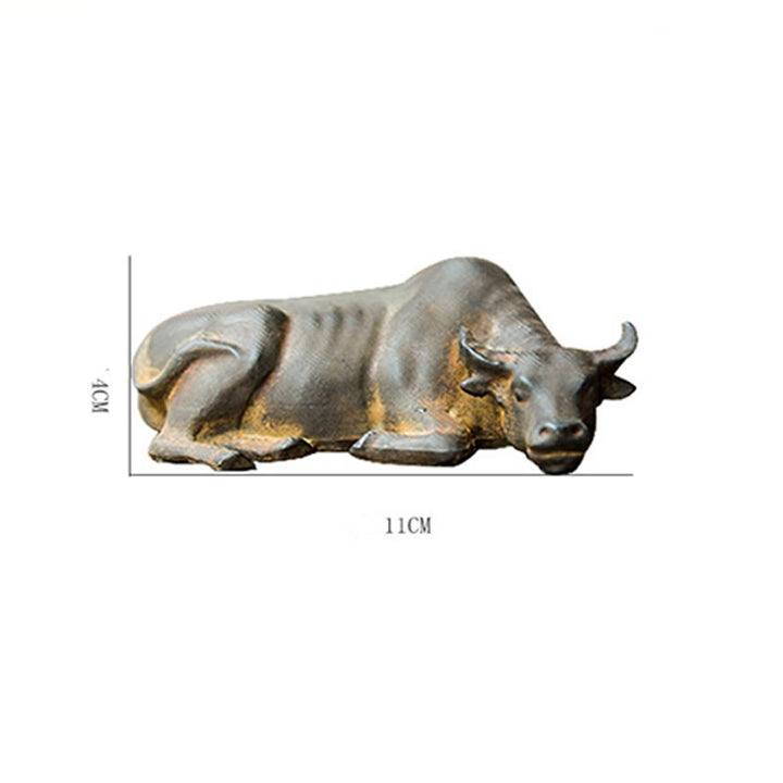Statue de Buddha Stones en résine moulée à la main en forme de petit buffle d'eau et de taureau en poudre de fer rouille décoration de la maison