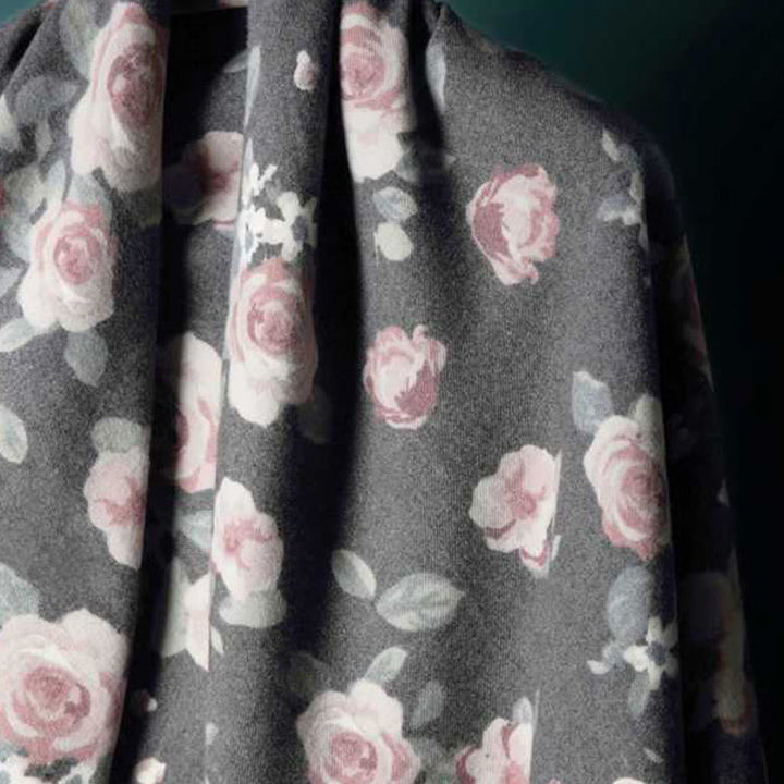 Écharpe de voyage confortable en forme de châle tibétain Buddha Stones et roses de jardin pour l'automne et l'hiver - image 20