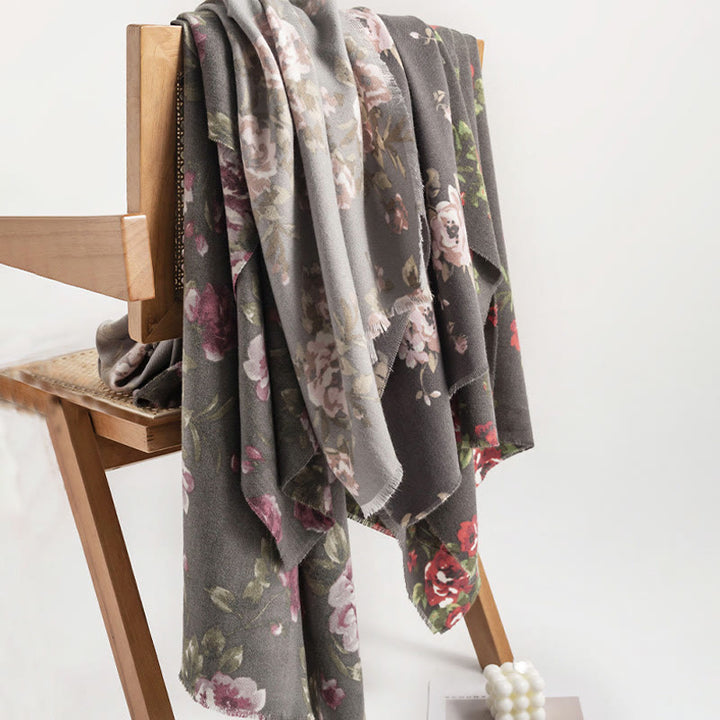Écharpe enveloppante confortable pour l'automne et l'hiver Buddha Stones et fleurs de roses tibétaines