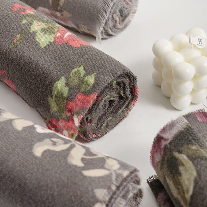 Écharpe enveloppante confortable pour l'automne et l'hiver Buddha Stones et fleurs de roses tibétaines