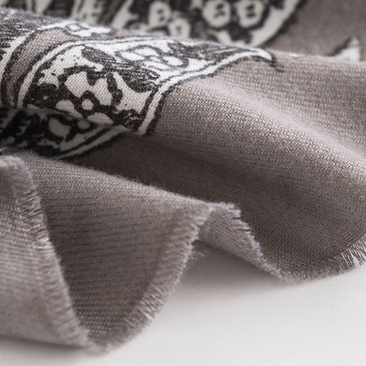 Écharpe enveloppante douce et chaude avec imprimé ethnique tibétain et Buddha Stones pour l'automne et l'hiver