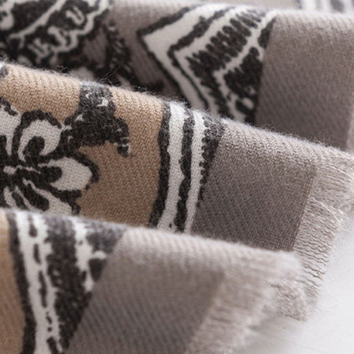 Écharpe enveloppante douce et chaude avec imprimé ethnique tibétain et Buddha Stones pour l'automne et l'hiver - image 7