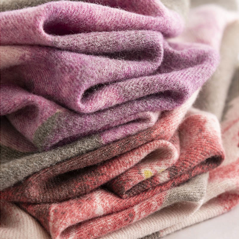 Châle tibétain en Buddha Stones , style artistique, imprimé hibiscus syriaque, écharpe chaude et confortable pour l'automne et l'hiver - image 20