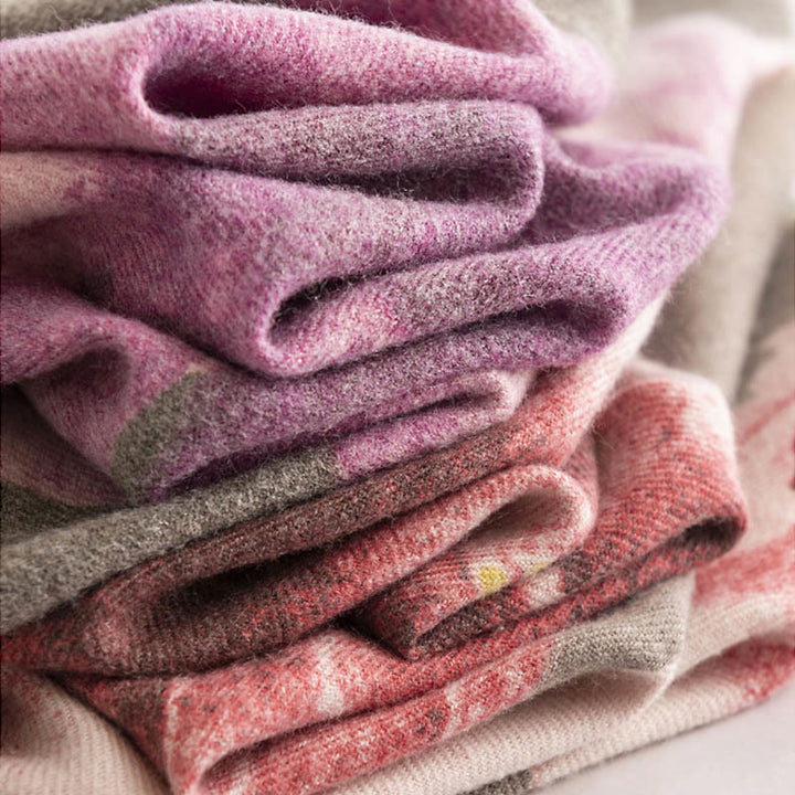 Châle tibétain en Buddha Stones , style artistique, imprimé hibiscus syriaque, écharpe chaude et confortable pour l'automne et l'hiver - image 20