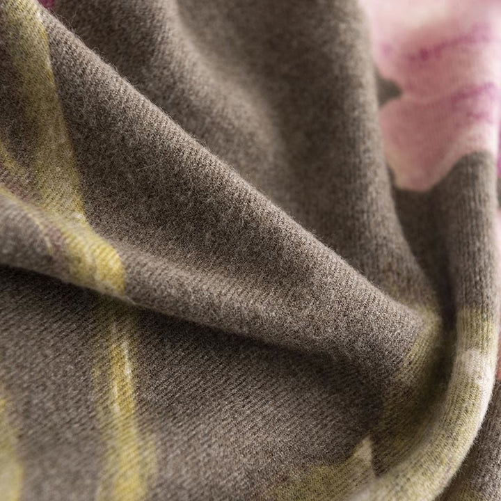 Châle tibétain en Buddha Stones , style artistique, imprimé hibiscus syriaque, écharpe chaude et confortable pour l'automne et l'hiver - image 13