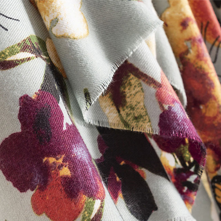 Écharpe enveloppante douce et chaude avec imprimé papillon et fleurs colorées et Buddha Stones pour l'automne et l'hiver