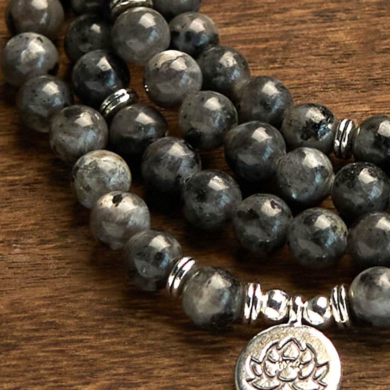 Bracelet de positivité Lotus en pierres naturelles noires pailletées multicouches avec 108 perles Mala Buddha Stones