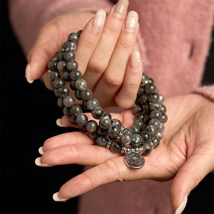 Bracelet de positivité Lotus en pierres naturelles noires pailletées multicouches avec 108 perles Mala Buddha Stones