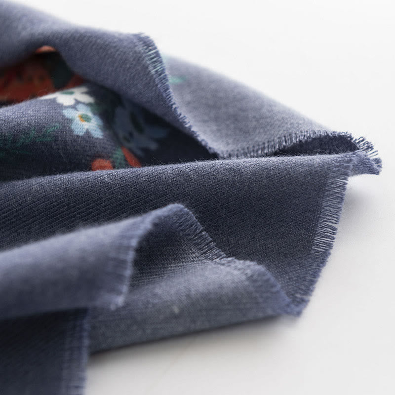 Écharpe enveloppante confortable et chaude avec motif imprimé de roses multiflores tibétaines en Buddha Stones pour l'automne et l'hiver