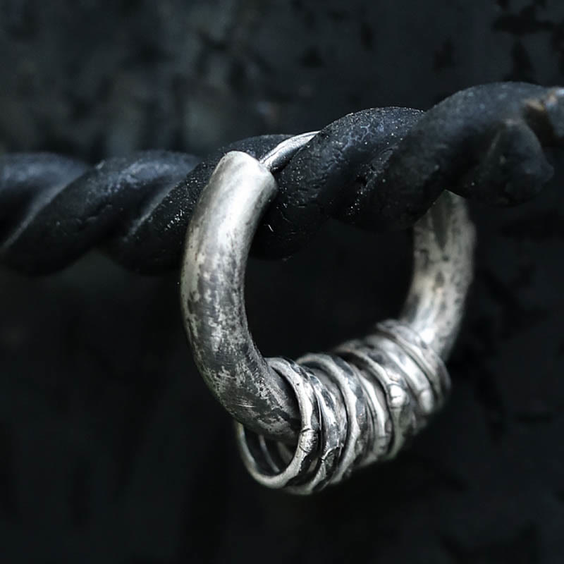 Boucles d'oreilles de protection martelées à la main en argent sterling 925 Buddha Stones  - image 3