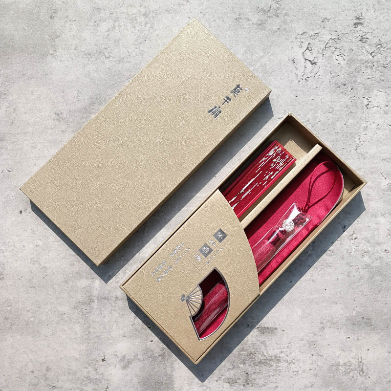 Éventail pliable en bambou et soie à main avec grue et fleurs de prunier et Buddha Stones