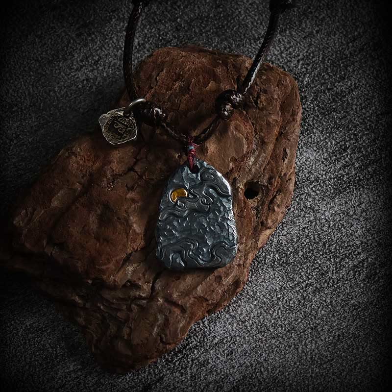 Collier pendentif de protection des nuages ​​de bon augure en argent sterling 999 et or 24 carats Buddha Stones - image 1