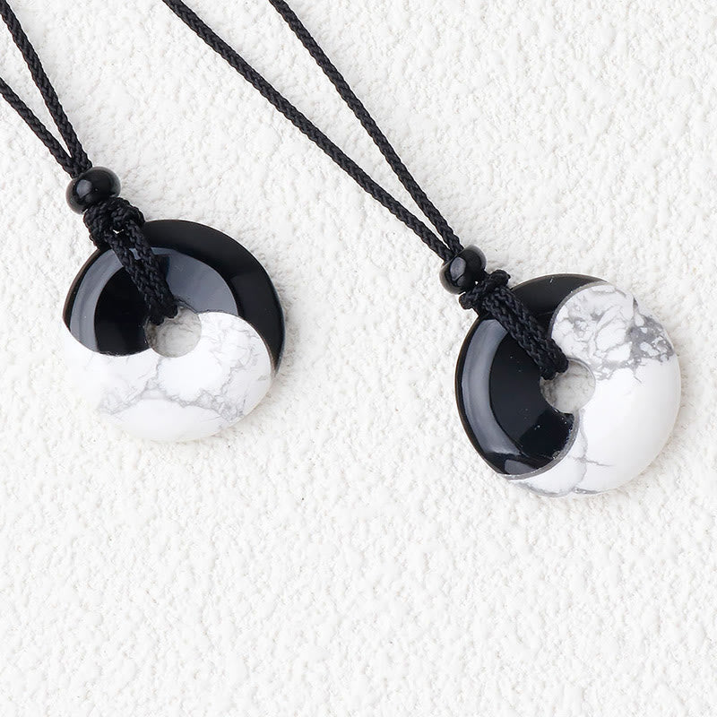 Collier avec pendentif en corde tressée et Buddha Stones en obsidienne noire naturelle et turquoise blanche, boucle de paix Yin Yang