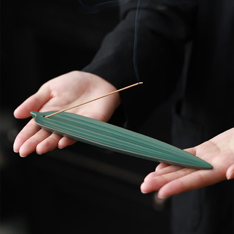 Brûleur d'encens en céramique avec feuilles de bambou vertes et Buddha Stones - image 5