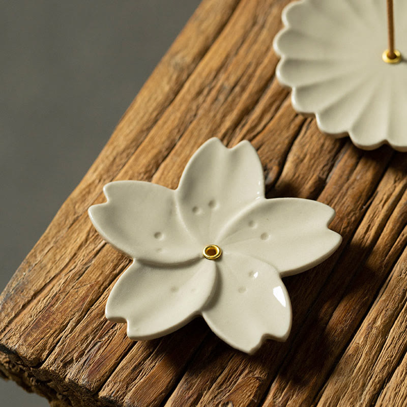 Buddha Stones Lotus Fleur de cerisier Fleur de prunier Chrysanthème Brûleur d'encens en céramique de guérison Décoration