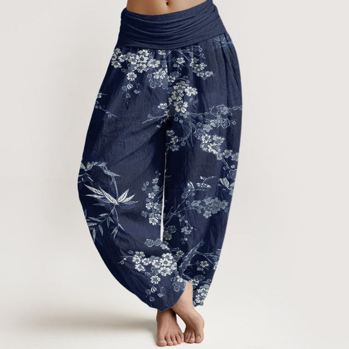 Pantalon harem à taille élastique pour femme, en coton blanc à motif de fleurs de sakura et Buddha Stones - Bleu nuit - US22，UK/AU26，EU54 (6XL) - image 0