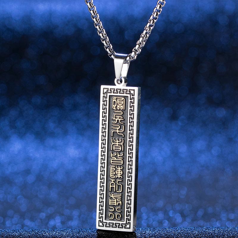 Collier pendentif équilibre Yin Yang Bagua en acier titane avec mantra en neuf mots de Buddha Stones - Or Le mantra en neuf mots - image 1