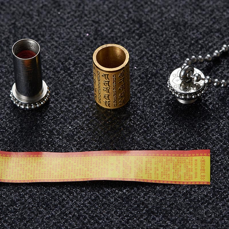 Collier pendentif d'équilibre en acier titane avec roue de prière et écritures de Buddha Stones