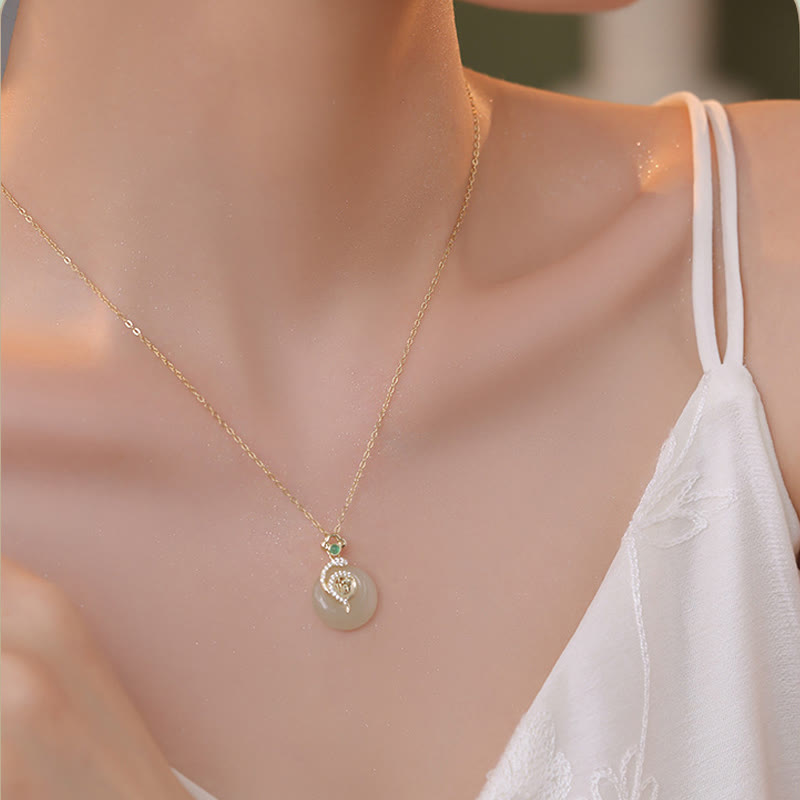 Buddha Stones Collier pendentif porte-bonheur en argent sterling 925 avec boucle de paix en jade Hetian et caractère Fu de l'année du serpent