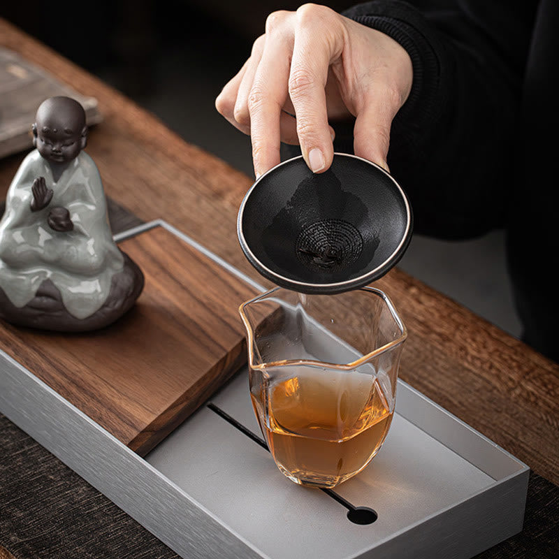 Buddha Stones Petit Chapeau de Moine Zen Passoire Accessoires de Thé en Céramique Figurine Décoration de la Maison