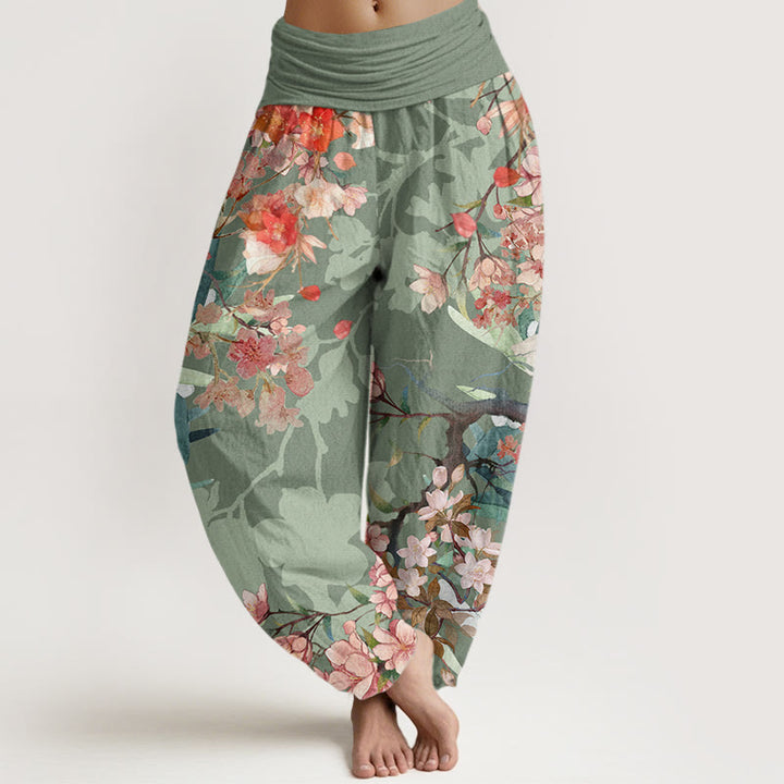 Pantalon harem à taille élastique pour femme, en coton rouge et rose, orné de Buddha Stones et de fleurs épanouies et de branches luxuriantes. - Vert foncé - US22，UK/AU26，EU54 (6XL) - image 0