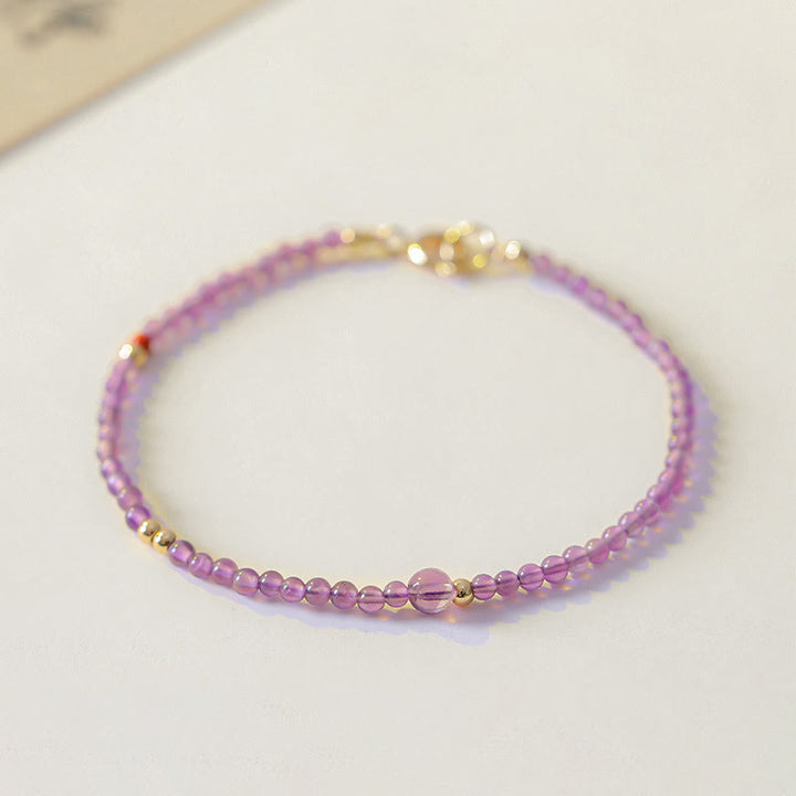 Bracelet de méditation pour la paix intérieure en cuivre plaqué or 14 carats avec Buddha Stones ultra fines de 2 mm et améthyste naturelle