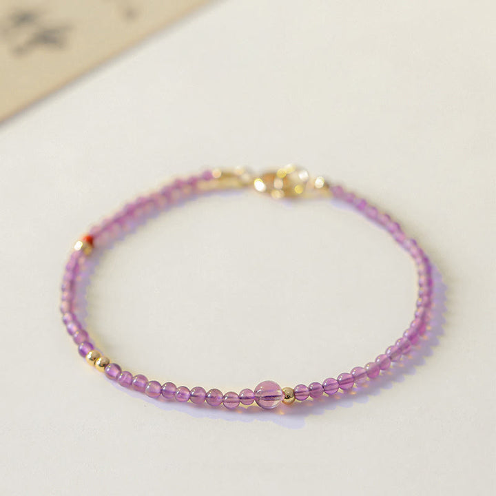 Bracelet de méditation pour la paix intérieure en cuivre plaqué or 14 carats avec Buddha Stones ultra fines de 2 mm et améthyste naturelle