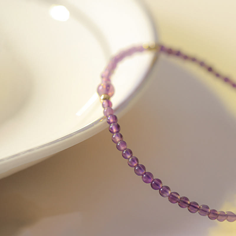 Bracelet de méditation pour la paix intérieure en cuivre plaqué or 14 carats avec Buddha Stones ultra fines de 2 mm et améthyste naturelle