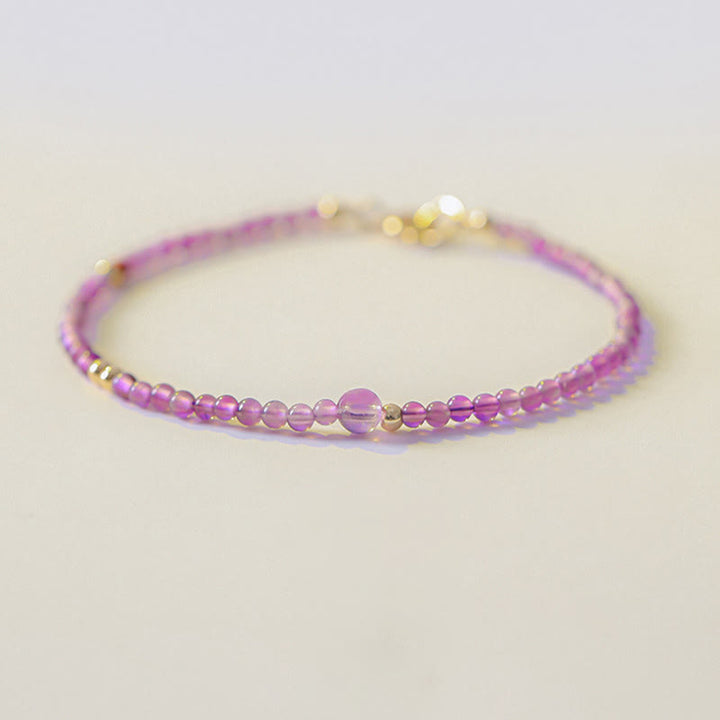 Bracelet de méditation pour la paix intérieure en cuivre plaqué or 14 carats avec Buddha Stones ultra fines de 2 mm et améthyste naturelle