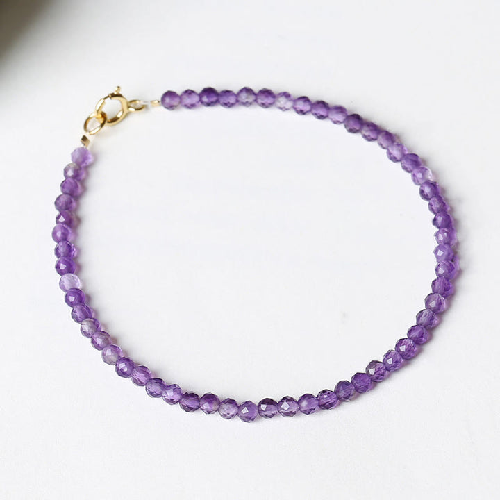 Bracelet de conscience spirituelle en cuivre plaqué or 14 carats avec perles ultra-fines en améthyste naturelle de 3 mm et Buddha Stones