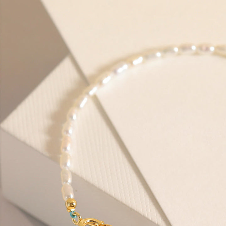 Bracelet de sagesse en cuivre plaqué or 14 carats avec perles turquoise ultra fines de 2 mm et Buddha Stones