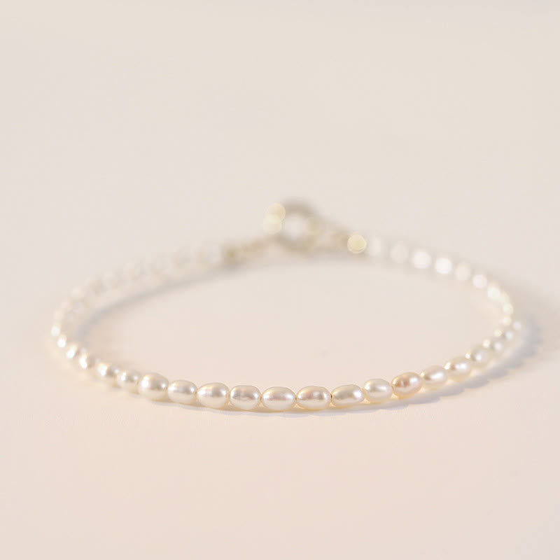 Bracelet de sagesse en cuivre plaqué or 14 carats avec perles naturelles ultra fines de 2 mm et Buddha Stones