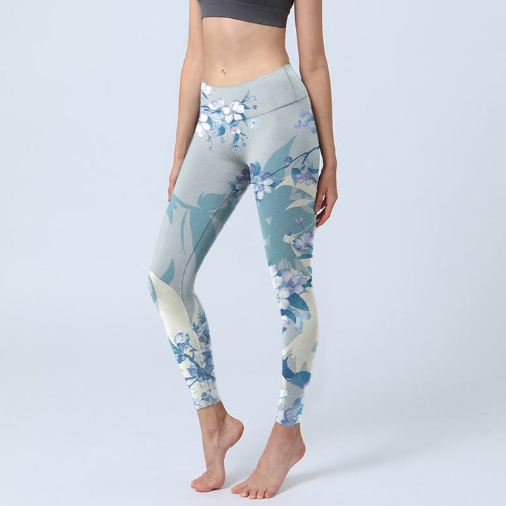 Pantalon de yoga pour femme avec imprimé fleurs blanches et bleues et Buddha Stones - Bleu clair - US18，UK/AU22，EU50 (4XL) - image 1