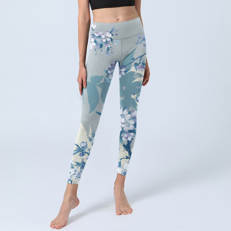 Pantalon de yoga pour femme avec imprimé fleurs blanches et bleues et Buddha Stones - image 5