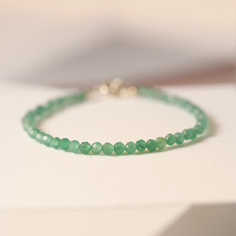 Bracelet porte-bonheur en petites perles d'aventurine verte ultra-fines de 3 mm de Buddha Stones