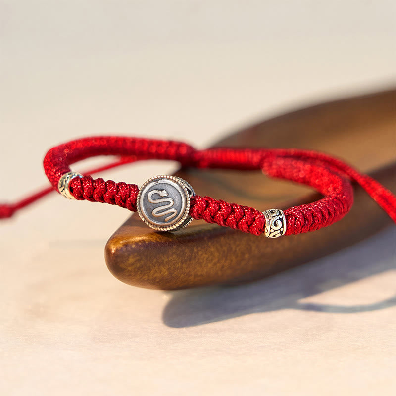 Bracelet porte-bonheur en fil rouge avec 12 Buddha Stones et signes du zodiaque chinois