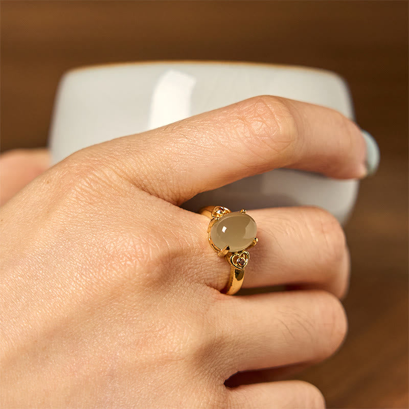 Bague ouverte porte-bonheur en cuivre en forme d'œuf de jade Hetian naturel en Buddha Stones