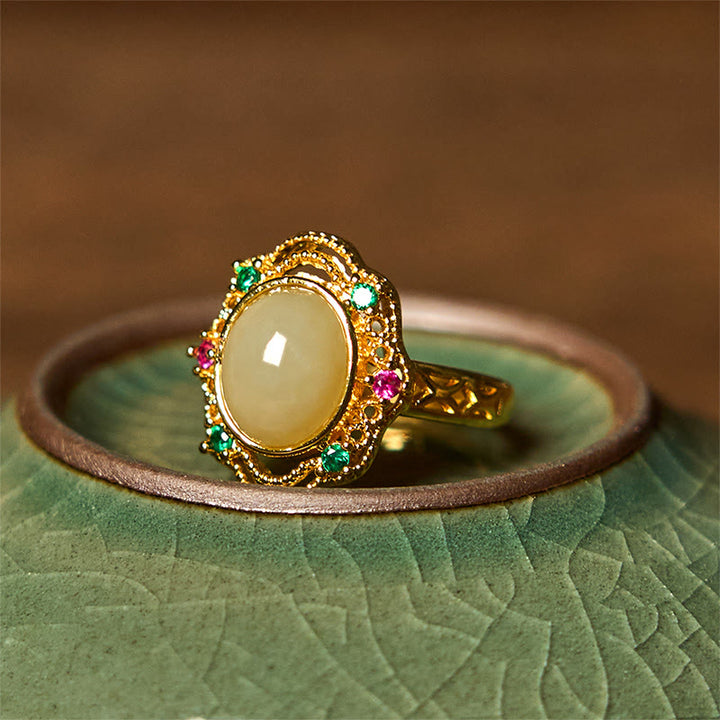 Bague porte-bonheur ouverte en cuivre avec motif creux en forme d'œuf en jade naturel Hetian de Buddha Stones