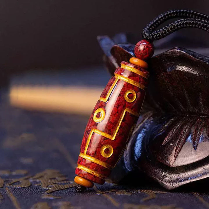 Collier pendentif de bénédiction en perles de cinabre à neuf yeux Dzi en Buddha Stones