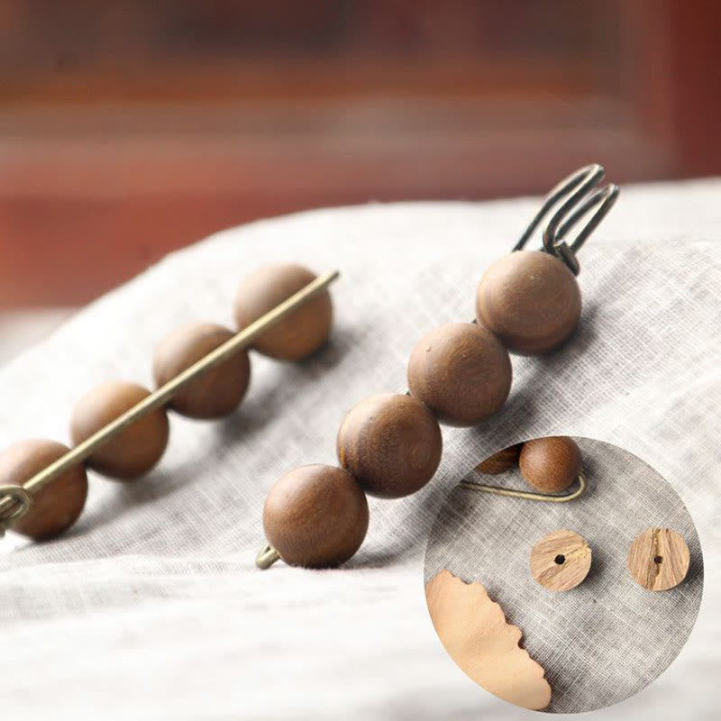 Buddha Stones Broche de guérison vintage en bois de santal, perles d'ébène, agathis alba, peltogyne
