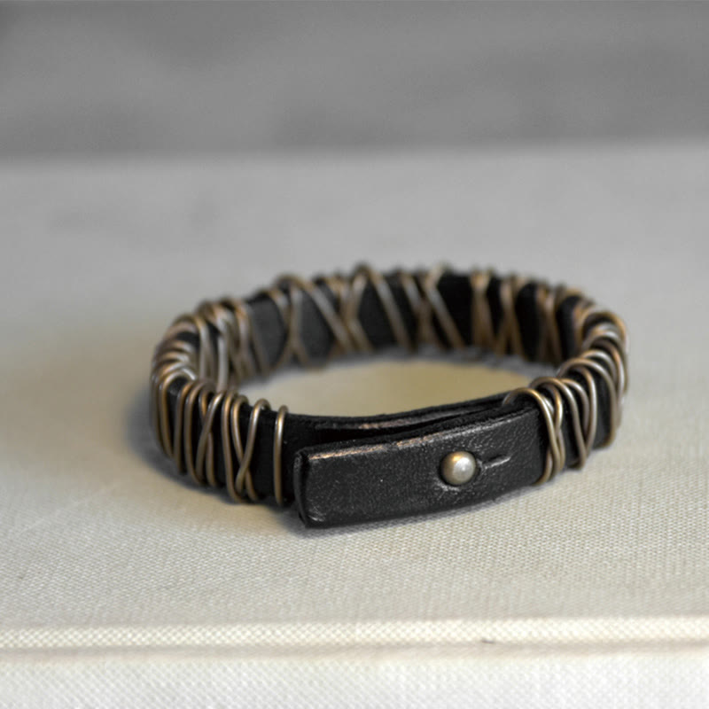 Bracelet d'équilibre en cuir et laiton avec Buddha Stones vintage